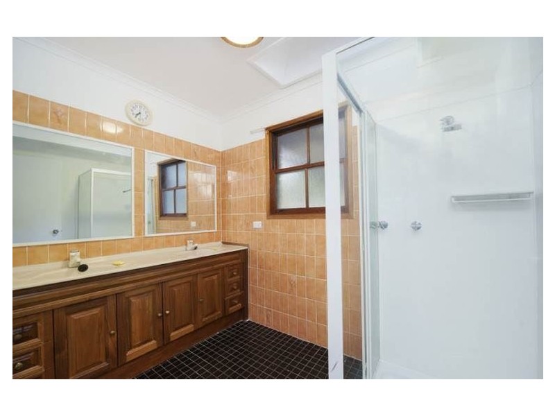 4 Benjul Drive, Beenleigh QLD 4207
