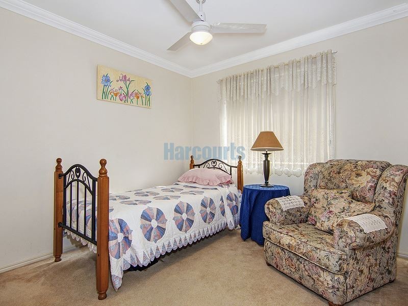 18 Condamine Place, Loganlea QLD 4131