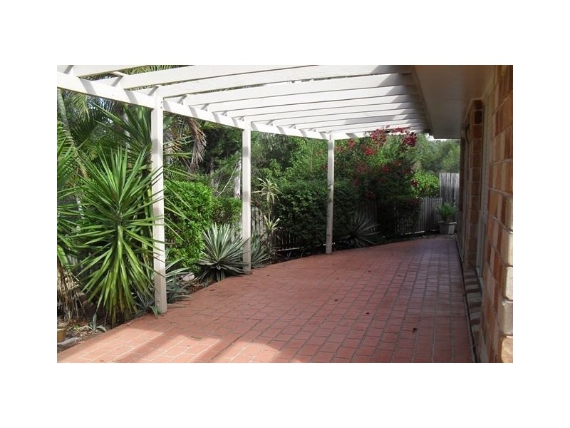 1 Albert Valley Drive, Bahrs Scrub QLD 4207