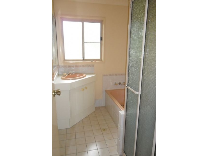 26 Mungaree Dr, Shailer Park QLD 4128