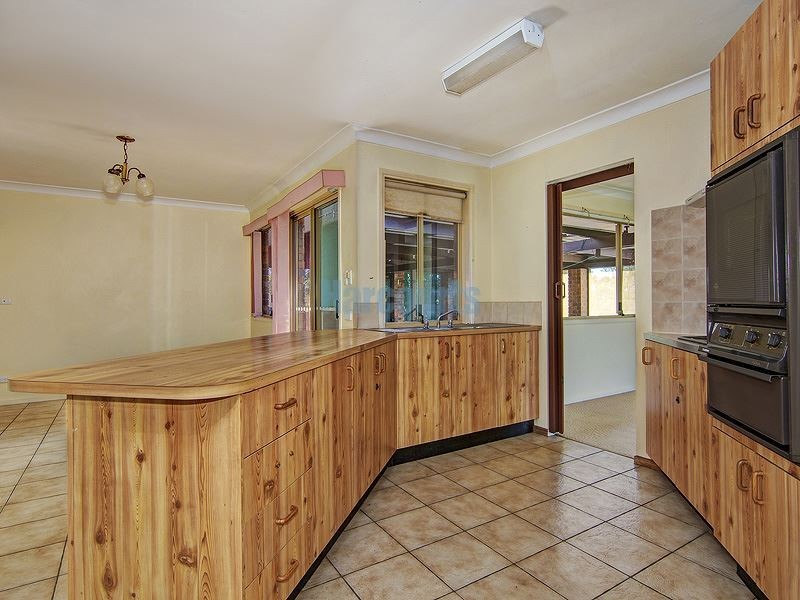 27 Bennelong Court, Beenleigh QLD 4207