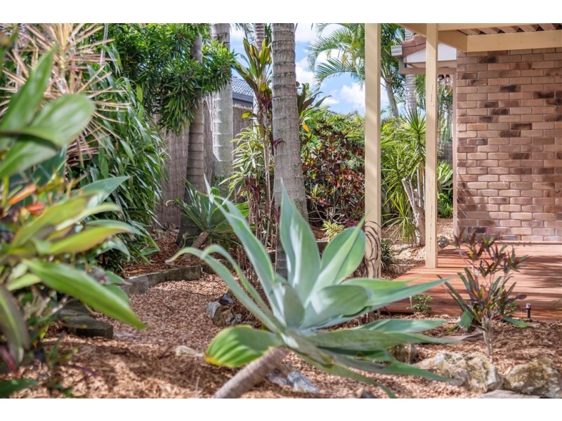 25 Susan Godfrey Drive, Windaroo QLD 4207