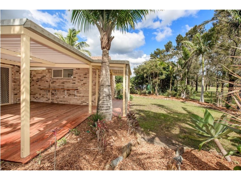 25 Susan Godfrey Drive, Windaroo QLD 4207