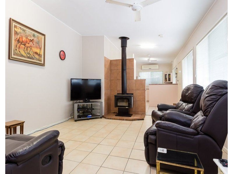 37 Logan Parade, Logan Reserve QLD 4133