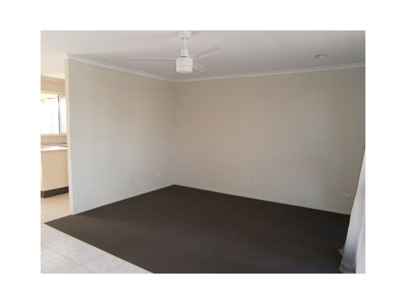 7 Natalie Court, Eagleby QLD 4207