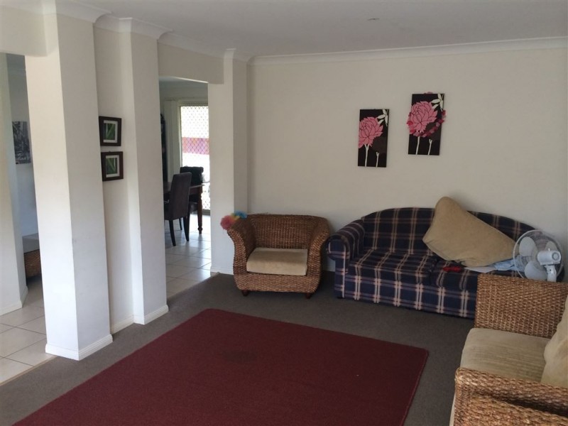 9 Clearview Court, Eagleby QLD 4207