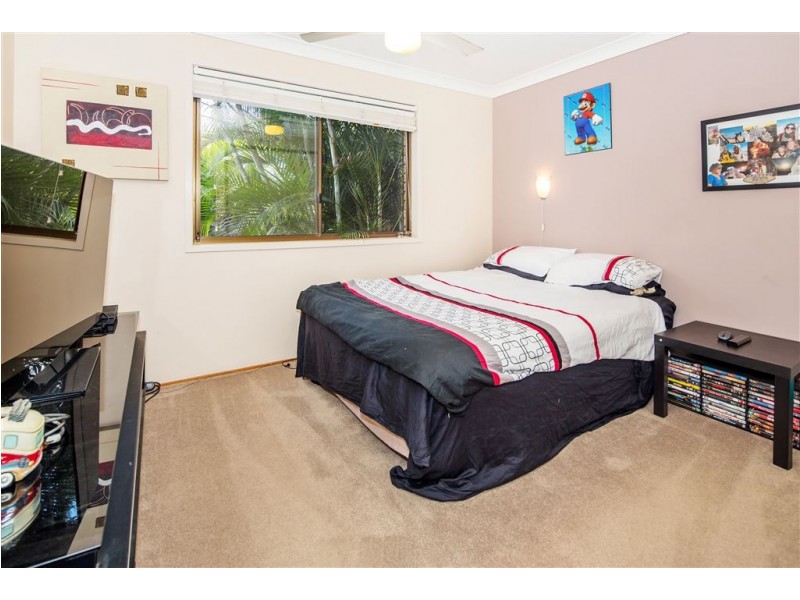 10 Kaiser Drive, Windaroo QLD 4207