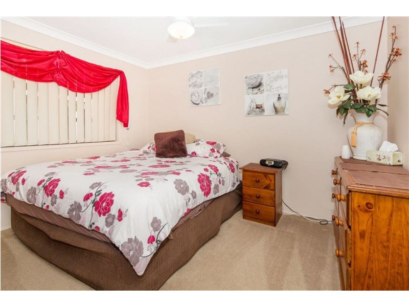 10 Kaiser Drive, Windaroo QLD 4207