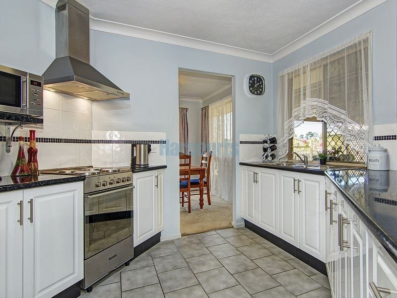 57 Wantana Cr, Edens Landing QLD 4207