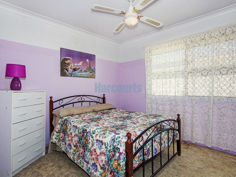 57 Wantana Cr, Edens Landing QLD 4207