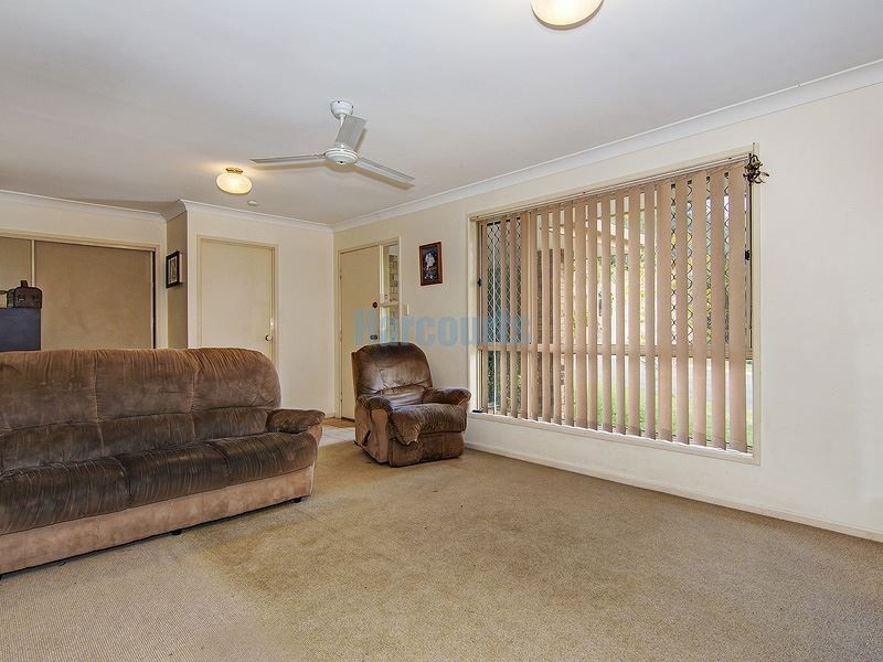 4 Trevina Crescent, Mount Warren Park QLD 4207