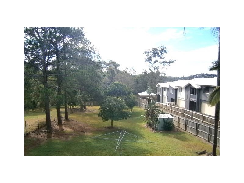 31 Abang Ave, Tanah Merah QLD 4128