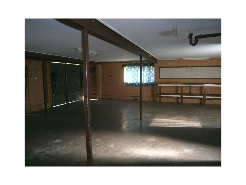 31 Abang Ave, Tanah Merah QLD 4128