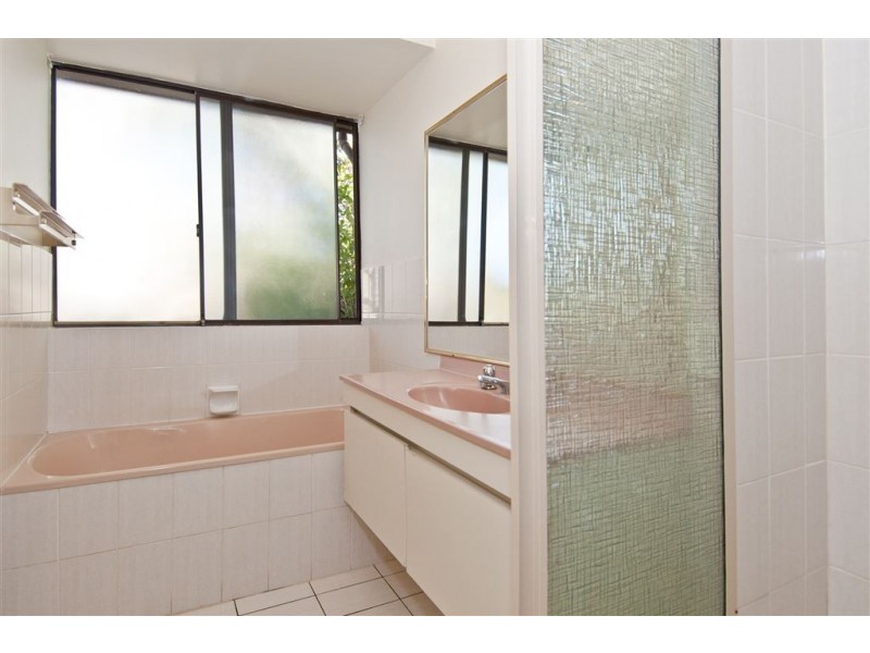 12 Rowsell Ct, Mount Warren Park QLD 4207