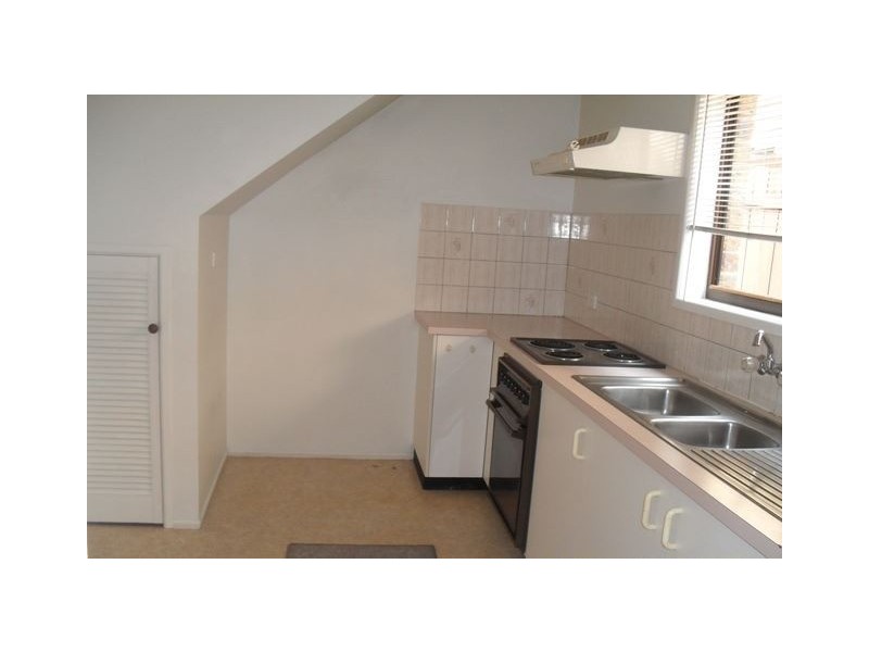 15/2 Bishop Street, Eagleby QLD 4207