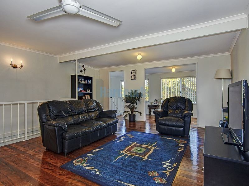 27 Logan Reserve Rd, Waterford West QLD 4133
