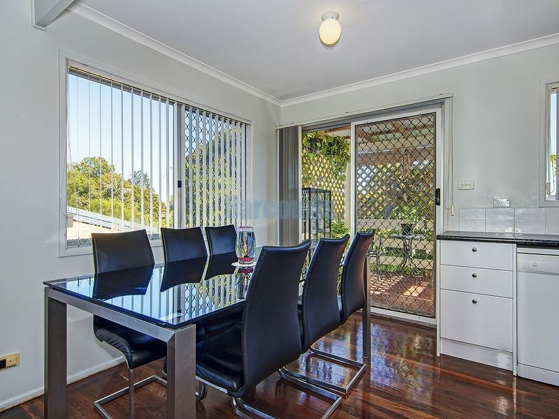 27 Logan Reserve Rd, Waterford West QLD 4133