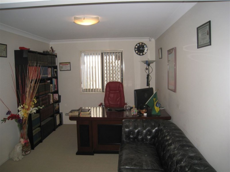 24 Hughes Street, Eagleby QLD 4207