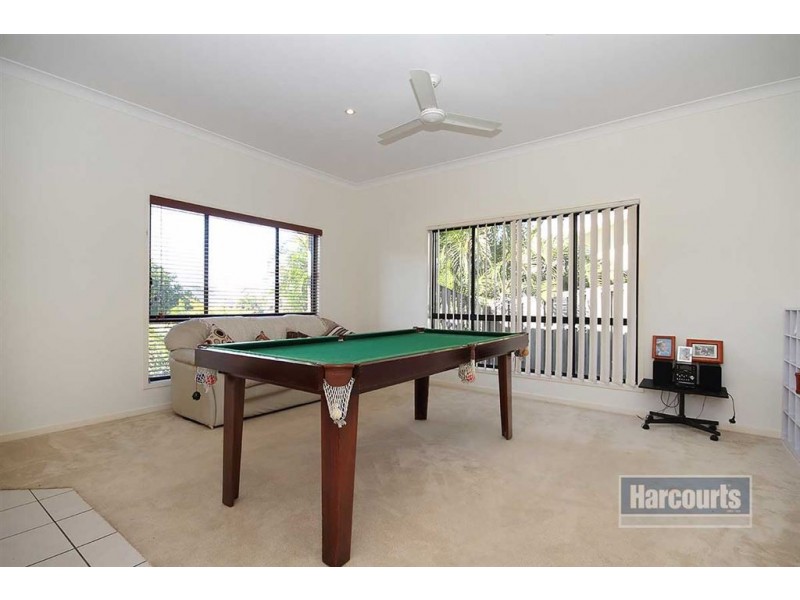 4 Waterclover Dr, Upper Coomera QLD 4209