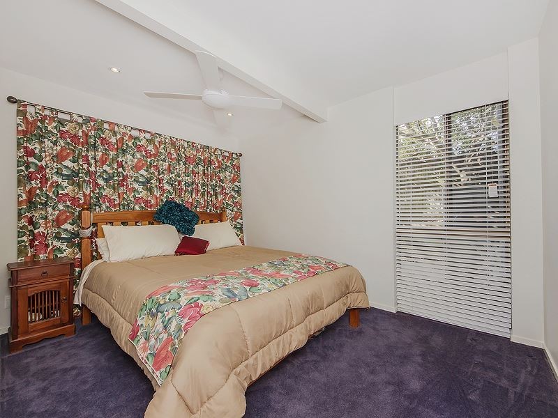 74 Colonsay Street, Middle Park QLD 4074