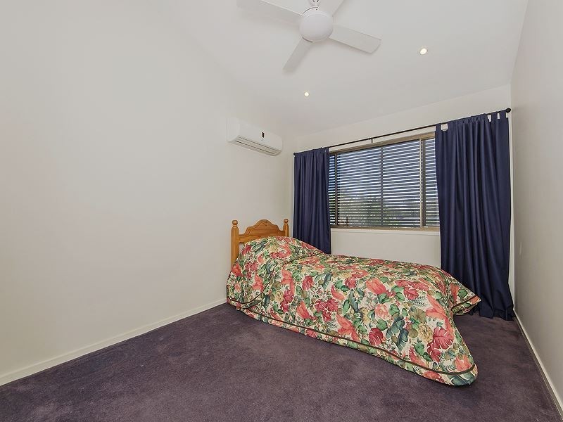 74 Colonsay Street, Middle Park QLD 4074