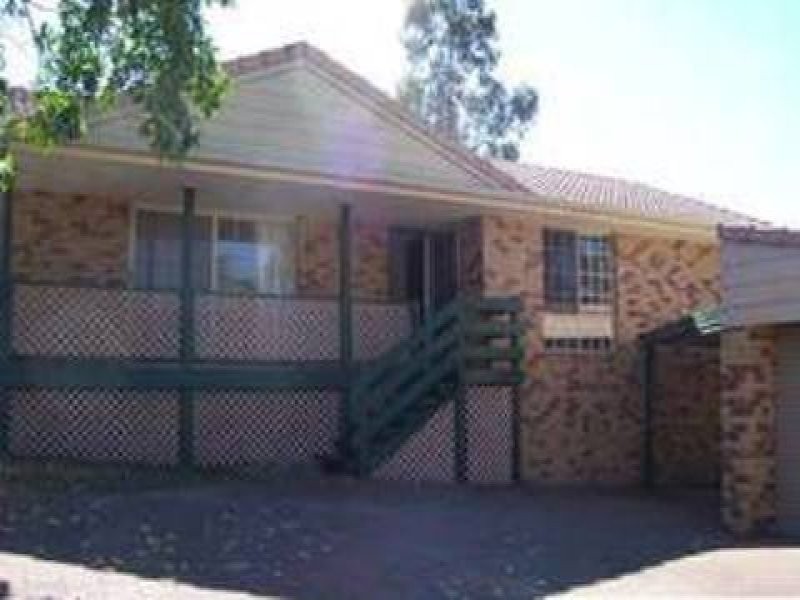 25 Tregana Circuit, Edens Landing QLD 4207