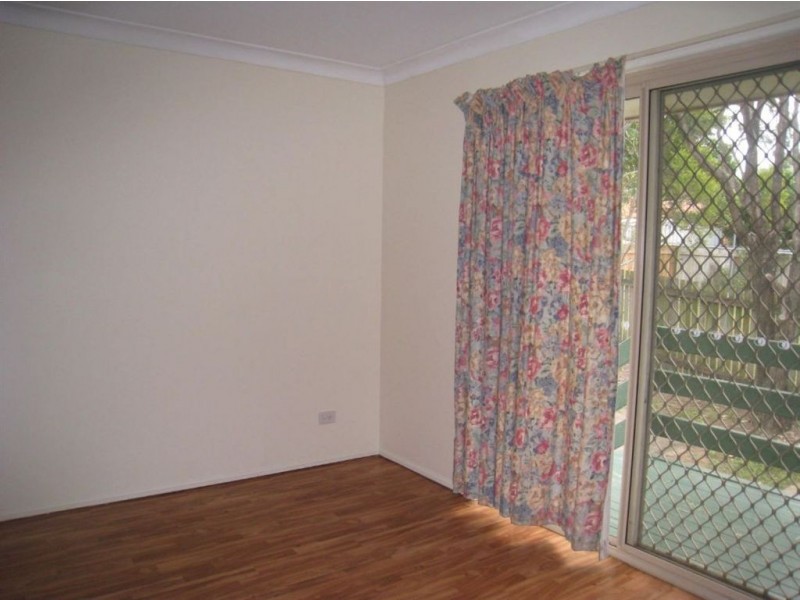 25 Tregana Circuit, Edens Landing QLD 4207