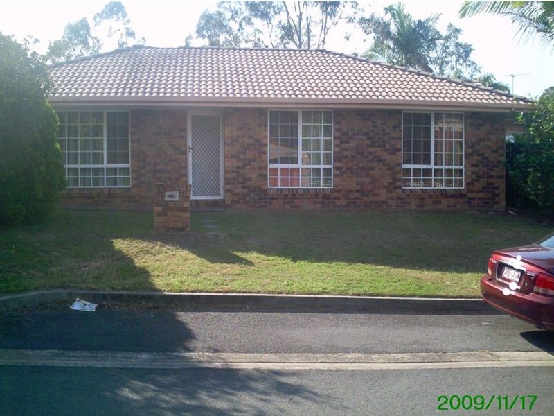 10 Tregana Circuit, Edens Landing QLD 4207