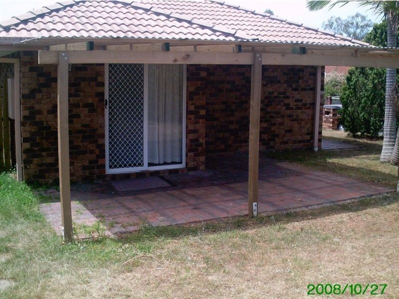 10 Tregana Circuit, Edens Landing QLD 4207