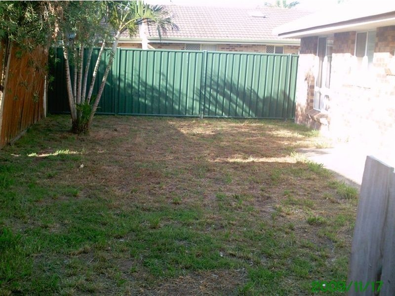 10 Tregana Circuit, Edens Landing QLD 4207