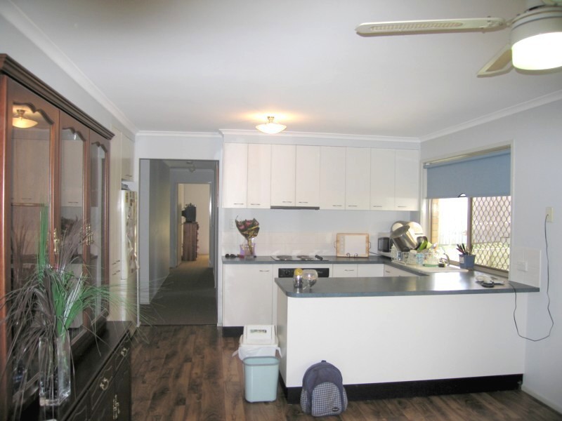 18 Natone Street, Edens Landing QLD 4207