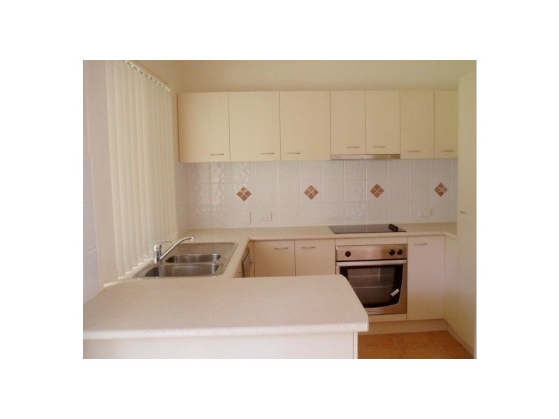 57 Grove Road, Edens Landing QLD 4207