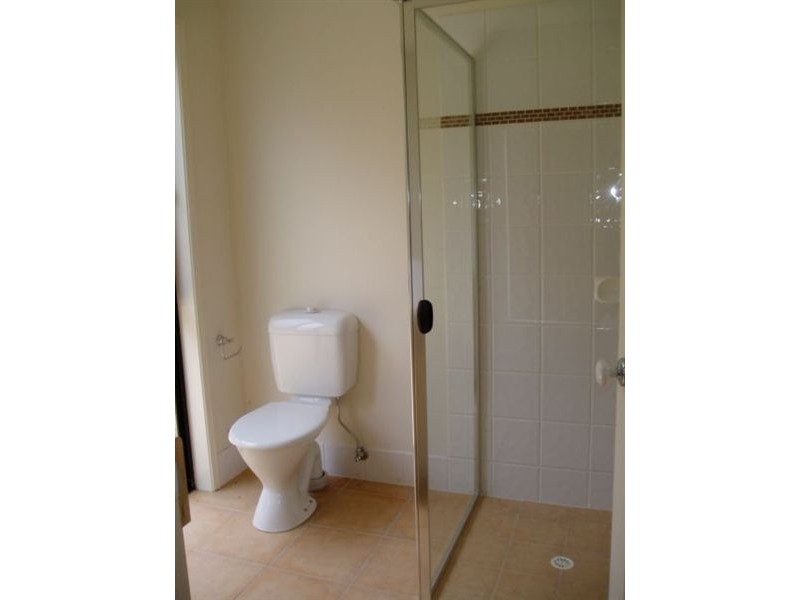 57 Grove Road, Edens Landing QLD 4207