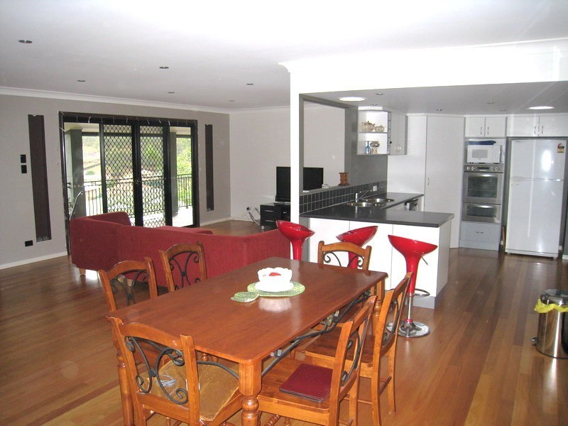5 Hartwig Crescent, Mount Warren Park QLD 4207