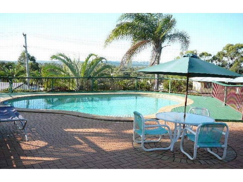 8 Auburn Street, Edens Landing QLD 4207