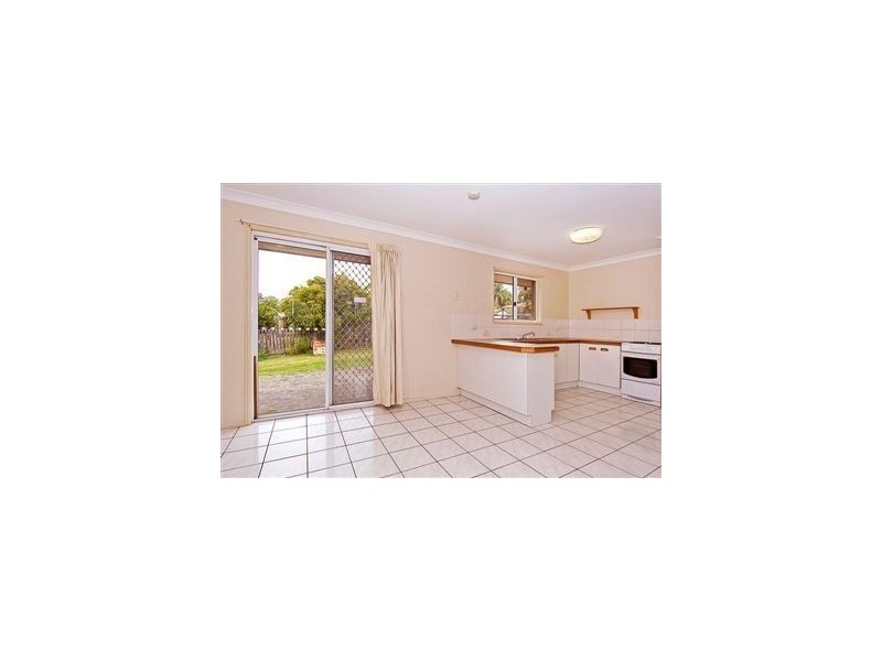 124 Castile Crescent, Edens Landing QLD 4207