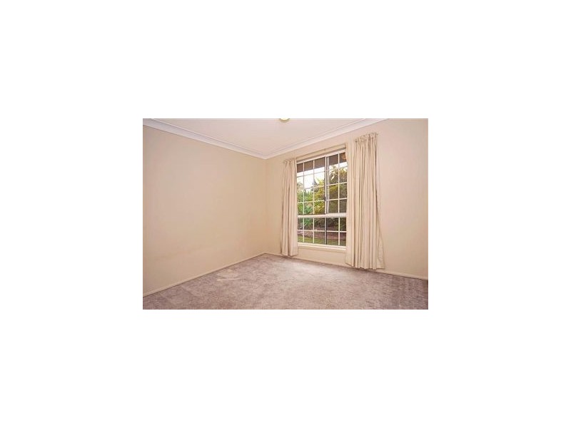 124 Castile Crescent, Edens Landing QLD 4207