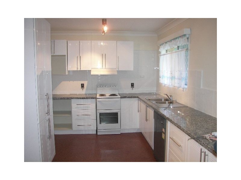 18 Blackton Street, Logan Central QLD 4114