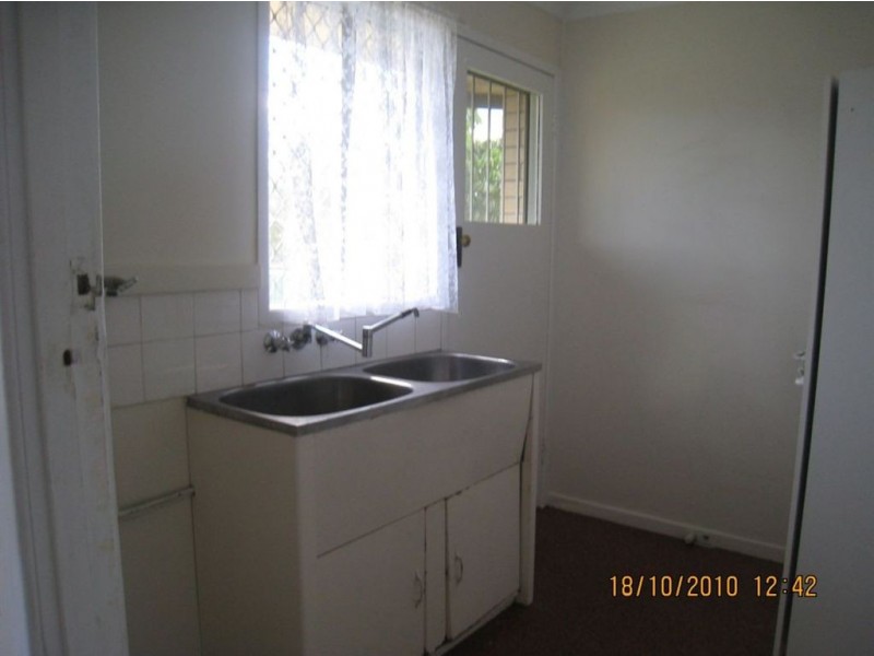 18 Blackton Street, Logan Central QLD 4114