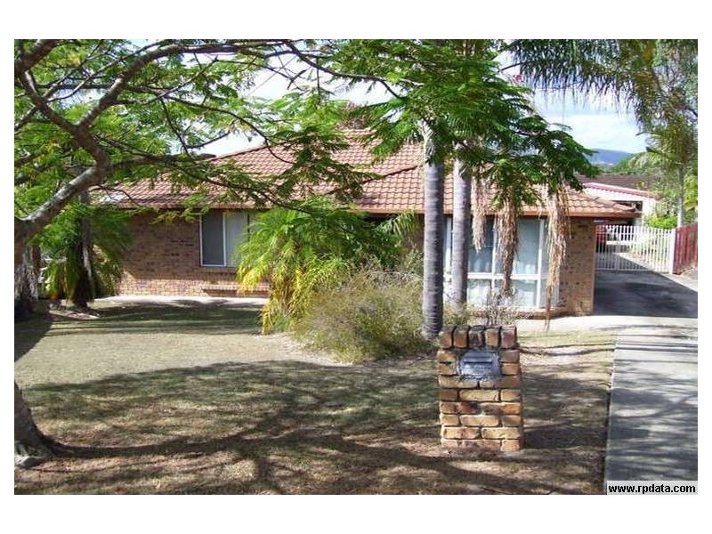 4 Gustav Way, Windaroo QLD 4207