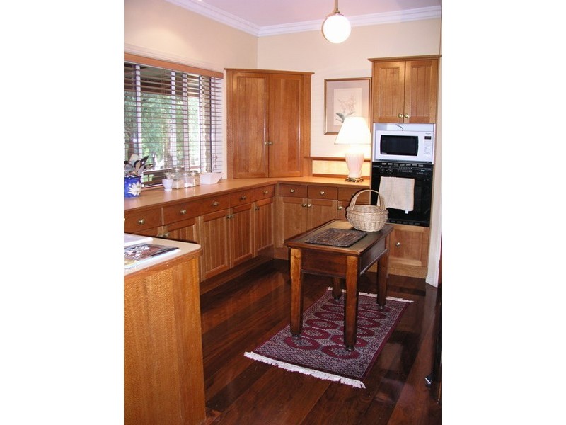 37 Sunbury Street, Buccan QLD 4207