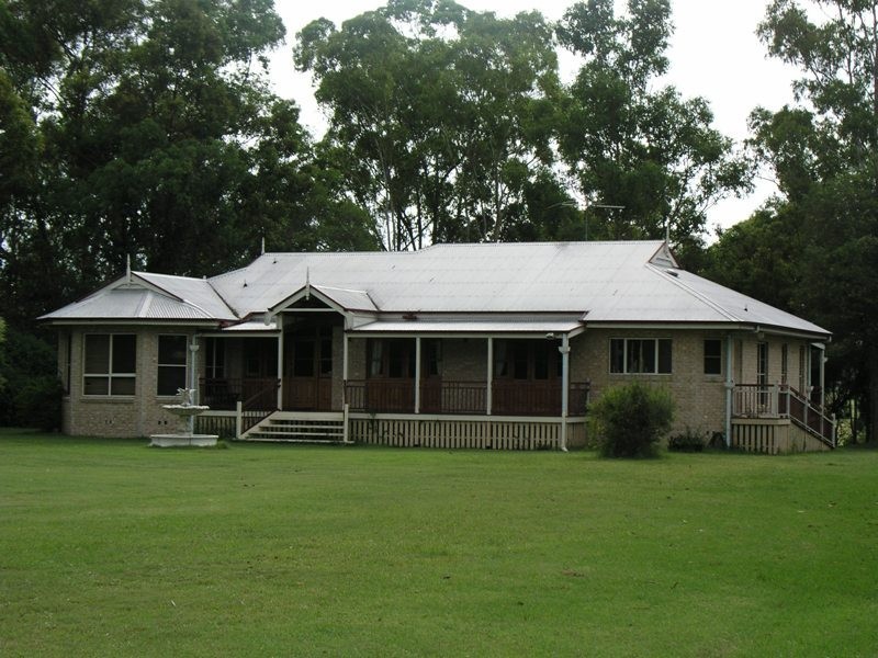 37 Sunbury Street, Buccan QLD 4207