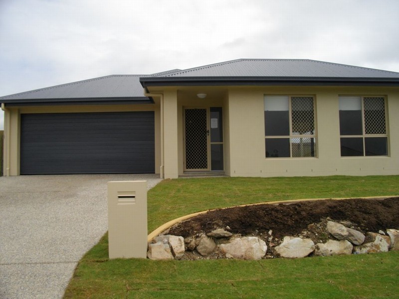 4 Saltram Avenue, Holmview QLD 4207