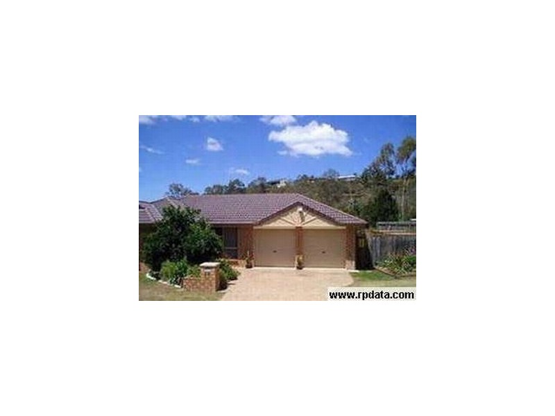 32 Chatfield Street, Edens Landing QLD 4207
