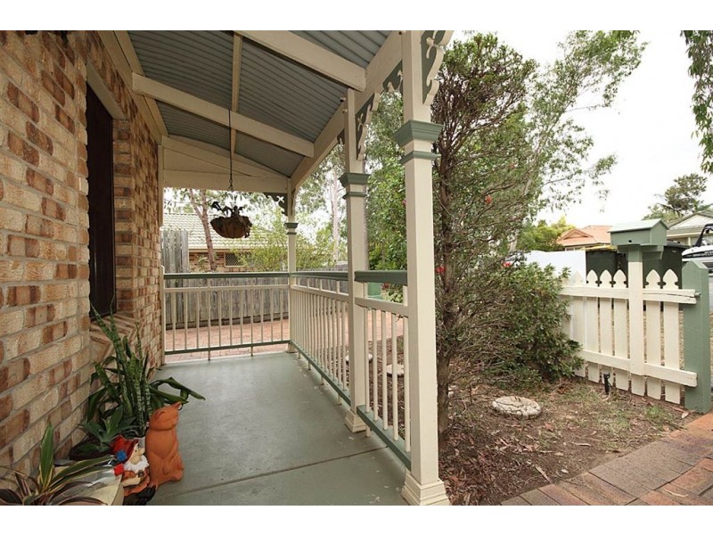 5 Battersea Close, Forest Lake QLD 4078