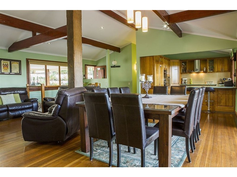 16 Beaton Court, Ormeau QLD 4208