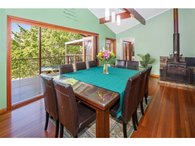 16 Beaton Court, Ormeau QLD 4208