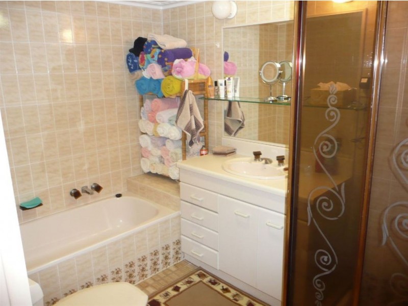 2D/4 Old Burleigh Road, Surfers Paradise QLD 4217