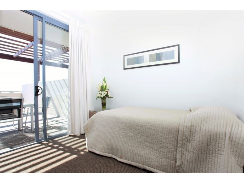 1122/1 Ocean Street, Burleigh Heads QLD 4220