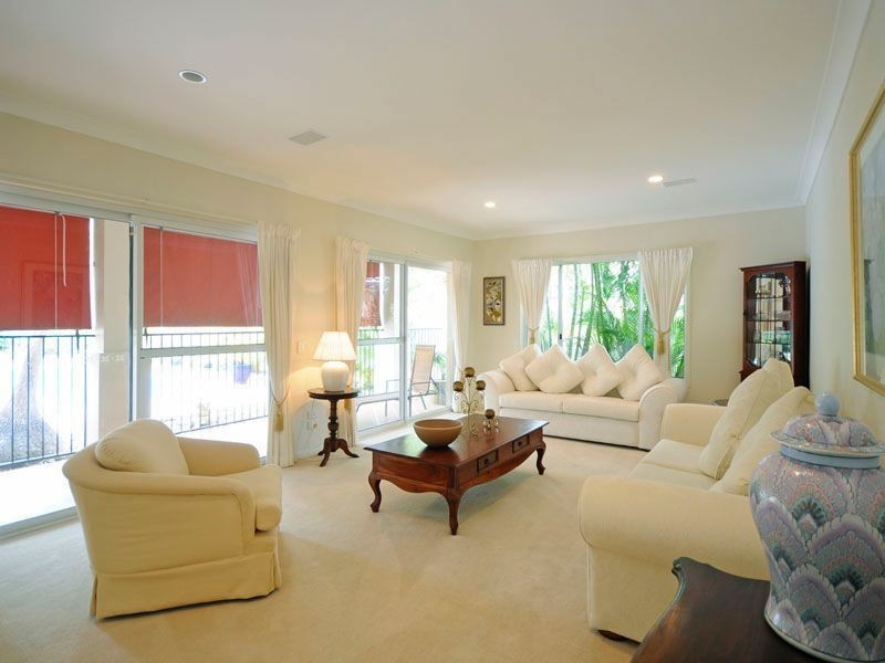 7 Cheval Court, Benowa Waters QLD 4217